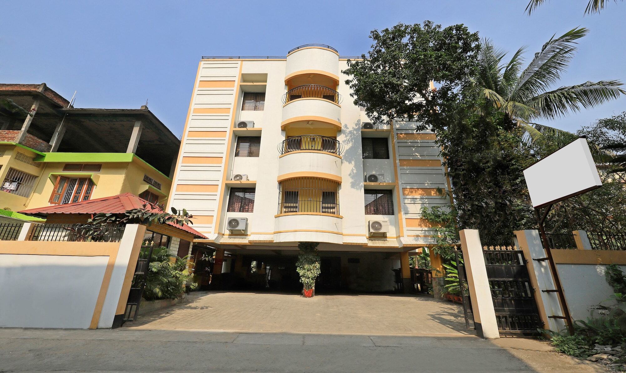Treebo Umal Homestay Ganeshguri Guwahati Ngoại thất bức ảnh
